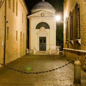 Dante's tomb